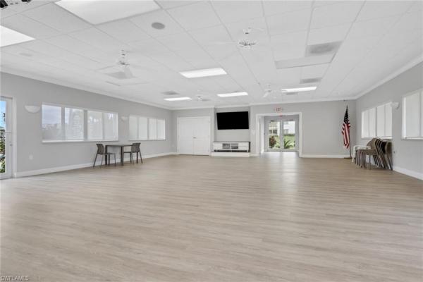 Fairfax Club, 642 S 12th Ave, Naples, Florida 34102, image 2
