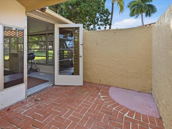 The Glades Golf & Country Club, 186 Harrison Rd, Naples, Florida 34112, image 1