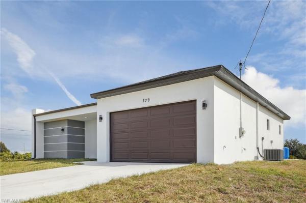 2004 N Curry Ave, Lehigh Acres, Florida 33971, image 1