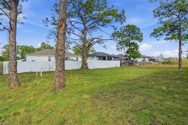 Lehigh Acres, 2930 SW 20th St, Lehigh Acres, Florida 33976, image 3