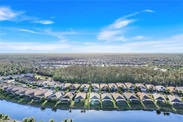 Valencia Bonita, 28560 Twain Dr, Bonita Springs, Florida 34135, image 3