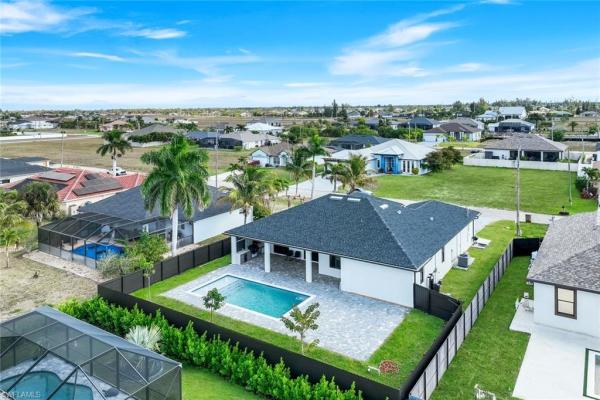 Cape Coral Residential, 1020 33rd Pl, Cape Coral, Florida 33993, image 3