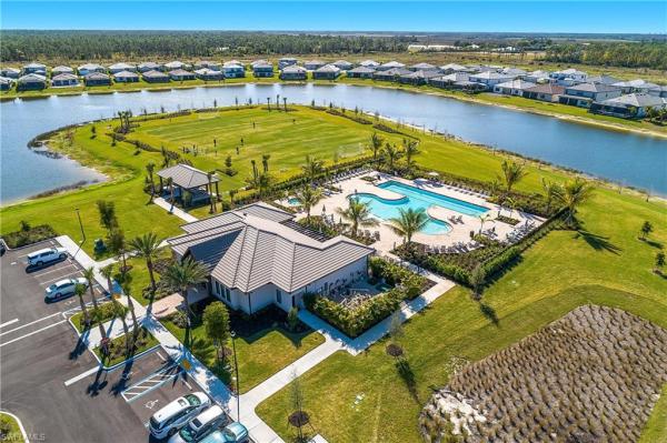 Verdana Village, 20083 Kingmont Dr, Estero, Florida 33928, image 3