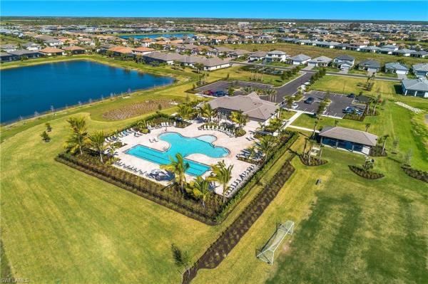 Verdana Village, 20083 Kingmont Dr, Estero, Florida 33928, image 2