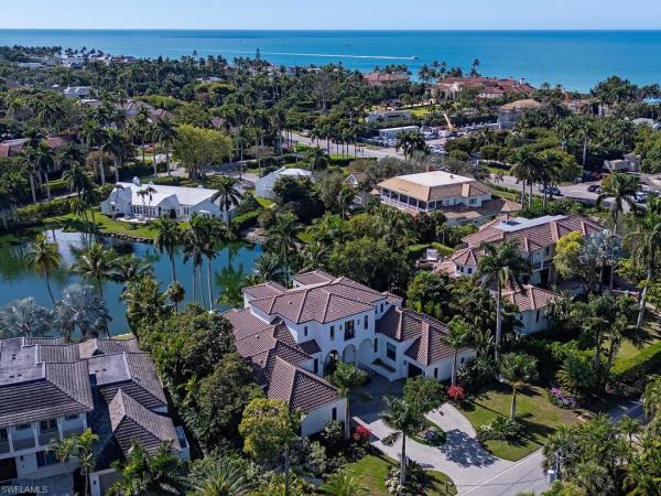 Port Royal, 2375 Lantern Ln, Naples, Florida 34102, image 2
