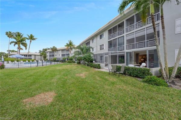 Montego Manor At Palm River Estates, 215 E Cypress Way #C4, Naples, Florida 34110, image 2