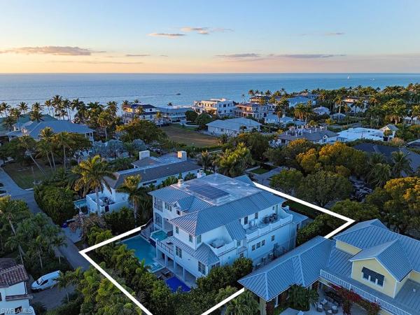 Olde Naples, 140 S 3rd Ave, Naples, Florida 34102, image 1