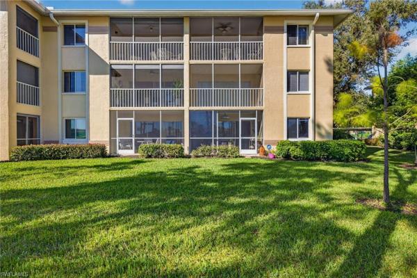 3665 Amberly Cir, Naples, Florida 34112, image 1