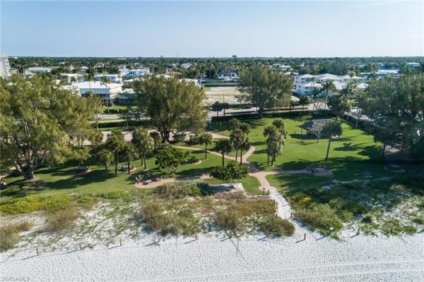 The Moorings, 700 Bow Line Dr, Naples, Florida 34103, image 1