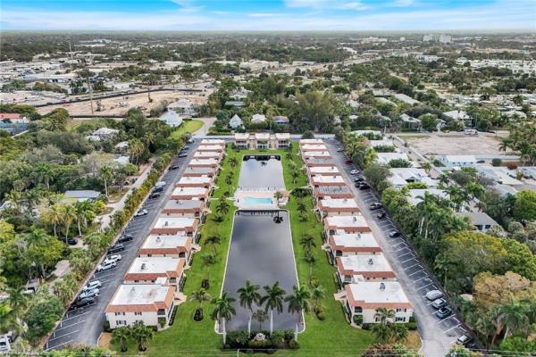 Harbor Lakes Of Naples, 1155 Sandpiper St, Naples, Florida 34112, image 1