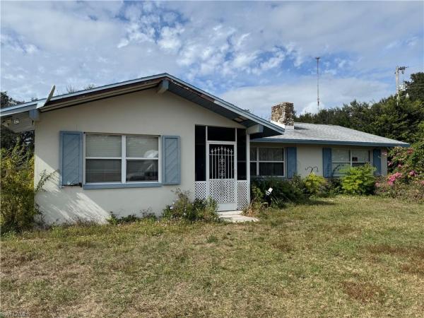 North Fort Myers No HOA, 1951 Valencia Dr, North Fort Myers, Florida 33917, image 3