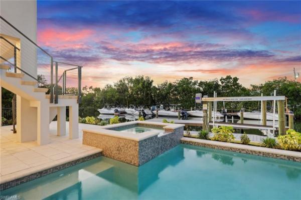 215 1st St, Naples, Florida 34134, image 3