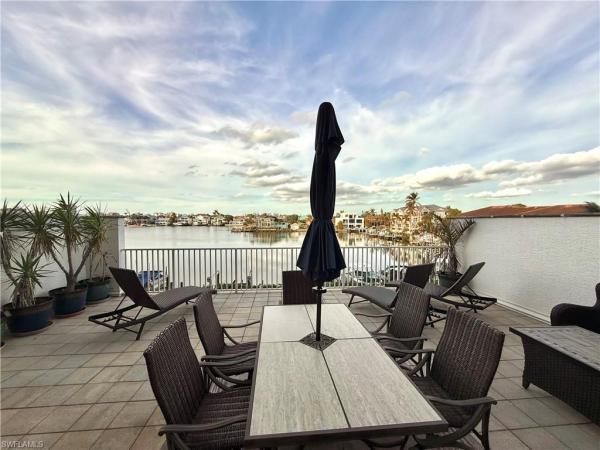 Regatta At Vanderbilt Beach, 410 Flagship Dr, Naples, Florida 34108, image 1