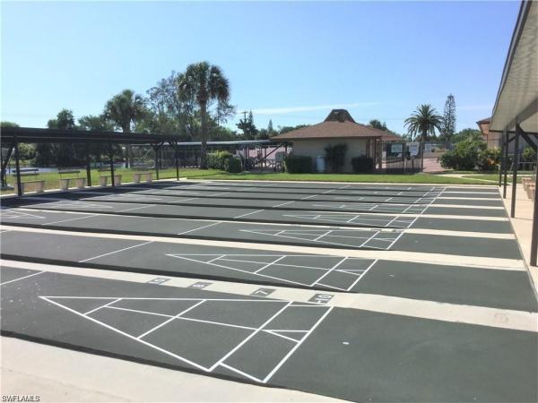 Riviera Golf Estates, 189 Marseille Dr, Naples, Florida 34112, image 2
