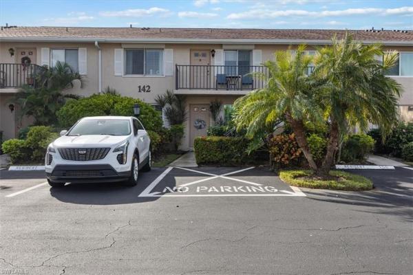 The Glades Golf & Country Club, 142 Palm Dr #3007, Naples, Florida 34112, image 1