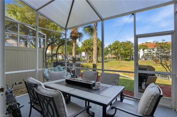 Pinehurst At Stratford Place, 1013 Hampton Cir, Naples, Florida 34105, image 2