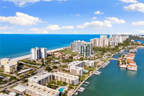 Horizon House At Park Shore, 3951 N Gulf Shore Blvd #205, Naples, Florida 34103, image 3