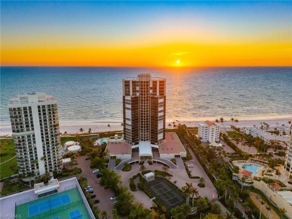 Le Parc At Park Shore, 4951 N Gulf Shore Blvd #103, Naples, Florida 34103, image 1