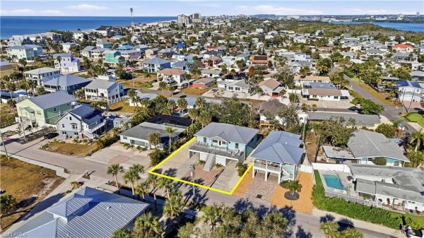 Mid-Island, 165 Connecticut St, Fort Myers Beach, Florida 33931, image 2