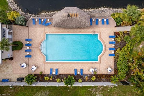 Pavilion Club, 815 Gulf Pavilion Dr, Naples, Florida 34108, image 3