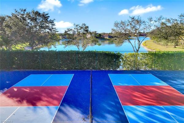 Valencia Lakes, 2143 Grove Dr, Naples, Florida 34120, image 2