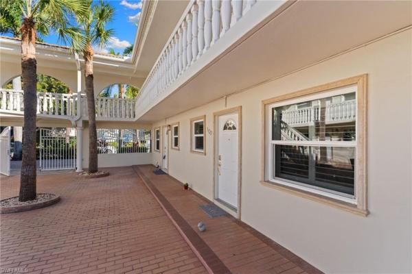 Castleton Gardens At Olde Naples, 980 S 7th Ave #102, Naples, Florida 34102, image 2