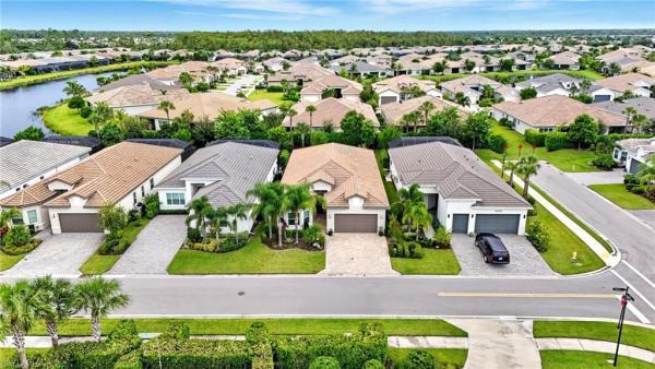 Valencia Bonita, 28604 Moraga Ln, Bonita Springs, Florida 34135, image 1