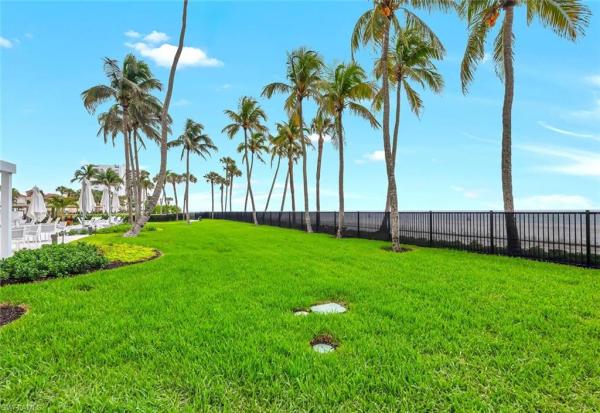 Surfsedge At Park Shore, 4001 N Gulf Shore Blvd #602, Naples, Florida 34103, image 2