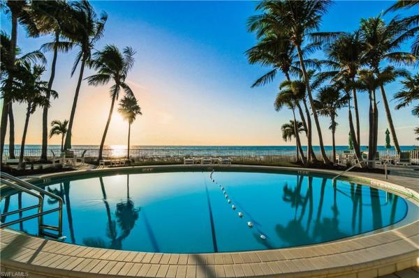 The Martinique Club, 3003 N Gulf Shore Blvd #701, Naples, Florida 34103, image 2