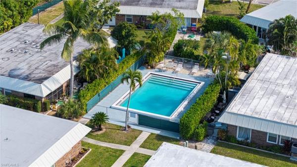 Ozlyn Garden Villas, 2858 Arbutus St #F1, Naples, Florida 34112, image 2