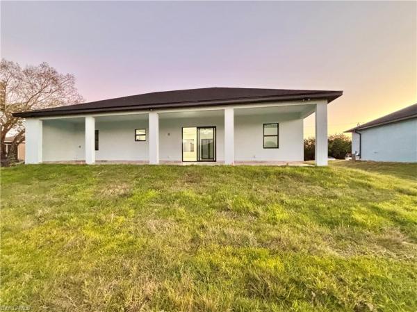 3902 SW 12th St, Lehigh Acres, Florida 33976, image 1