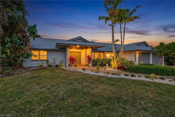 Pine Woods, 2341 Mayfield Ct #8, Naples, Florida 34105, image 1