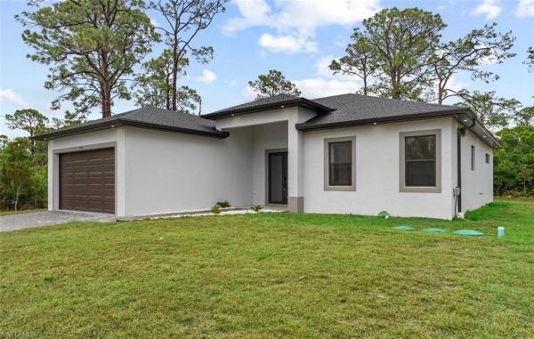 920 Palmetto Ave, Lehigh Acres, Florida 33972, image 1