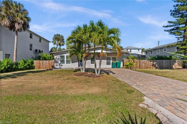 Gulf Harbor, 723 Park Ave, Naples, Florida 34110, image 2