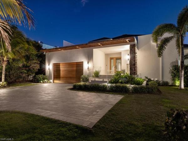 Sabre Cay At Port Royal, 14 Sabre Ln, Naples, Florida 34102, image 3