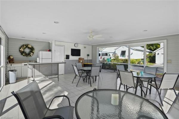 Carriage Circle Of Naples, 3141 Carriage Cir, Naples, Florida 34105, image 2