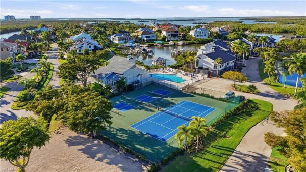 Jonathan Harbour, 17037 Marina Cove Ln, Fort Myers, Florida 33908, image 3