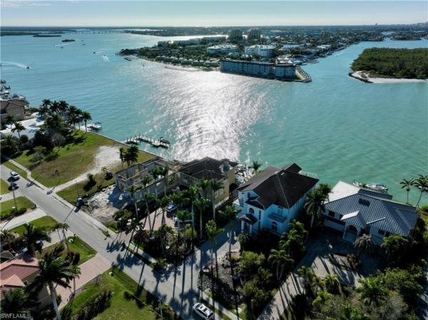 Isles Of Capri, 28 W Pelican St, Naples, Florida 34113, image 3