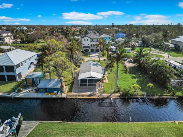 Tarpon Bend, 27571 Tarpon Way, Bonita Springs, Florida 34134, image 3