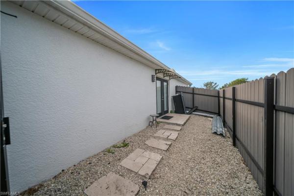 Cape Coral Residential, 1140 NW 19th Pl, Cape Coral, Florida 33993, image 2