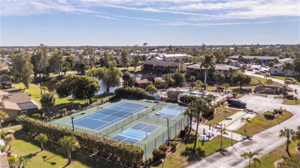 Timberlakes At Royal Woods, 17425 Birchwood Ln #8, Fort Myers, Florida 33908, image 2