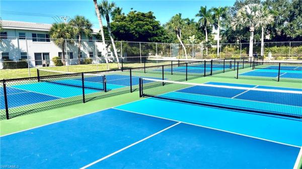 High Point Country Club, High Point Cir W High Point Cir #304, Naples, Florida 34103, image 2