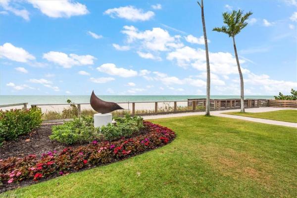 Garden Court At Olde Naples, 291 S 8th Ave #291A, Naples, Florida 34102, image 2