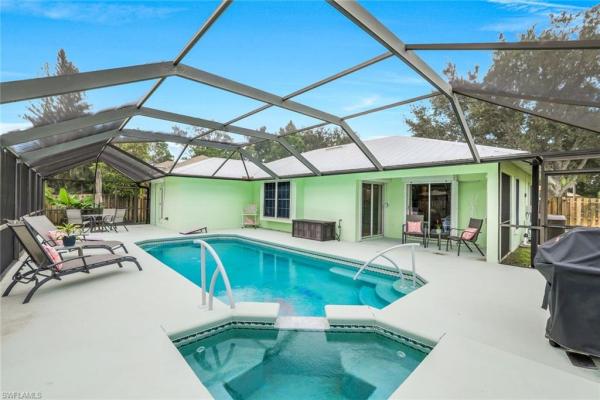 45 Wickliffe Dr, Naples, Florida 34110, image 2