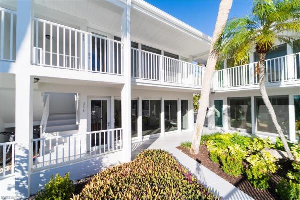 354 Harbour Dr, Naples, Florida 34103, image 1