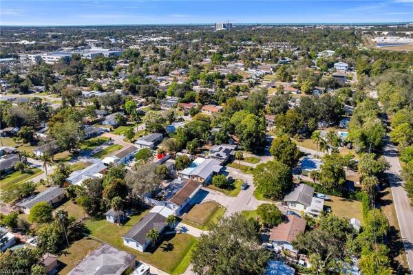 Coconut Grove At Olde Naples, 3954 Coconut Cir N, Naples, Florida 34104, image 1