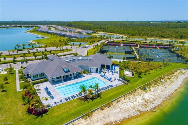 17286 Blue Sapphire Dr, Fort Myers, Florida 33913, image 1