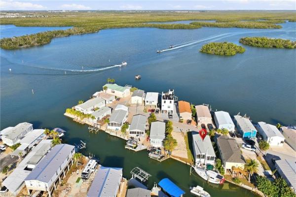 Emily Lane, 35 Emily Ln, Fort Myers Beach, Florida 33931, image 3