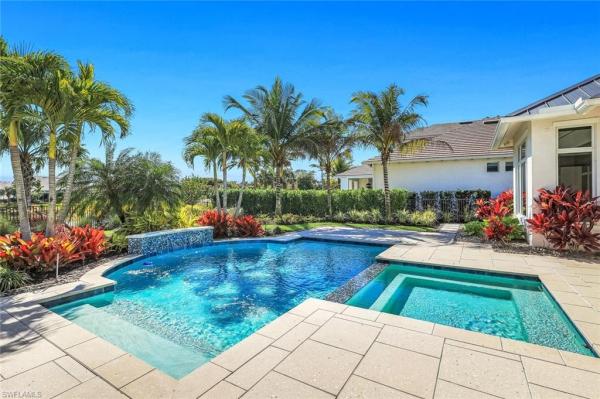 The Enclave Of Distinction, 16716 Enclave Cir, Naples, Florida 34110, image 3