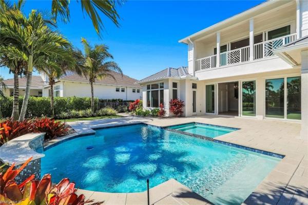 The Enclave Of Distinction, 16716 Enclave Cir, Naples, Florida 34110, image 2